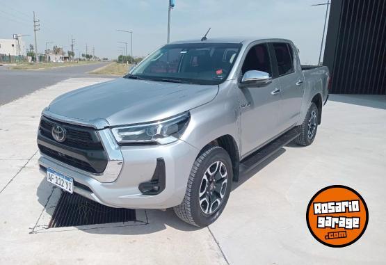 Camionetas - Toyota Hilux 2022 Diesel 77000Km - En Venta