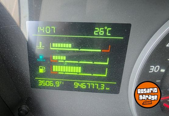 Camiones y Grúas - Volvo fm380 modelo 2017 automático para carrocería de 6,50m - En Venta