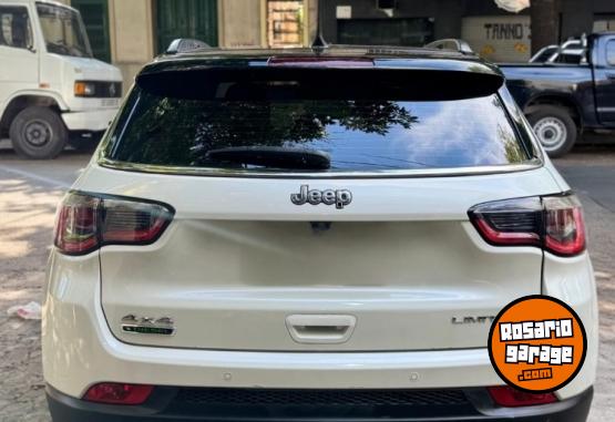 Camionetas - Jeep Compass Limited 4x4 2.0 2022 Diesel 41000Km - En Venta