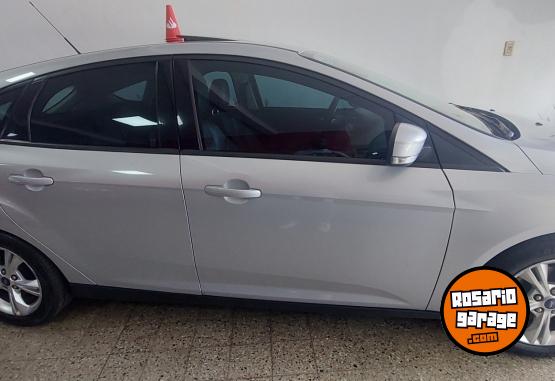 Autos - Ford Focus 2015 Nafta 120000Km - En Venta