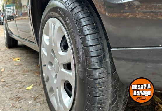 Autos - Ford Fiesta max 2011 Nafta 160000Km - En Venta