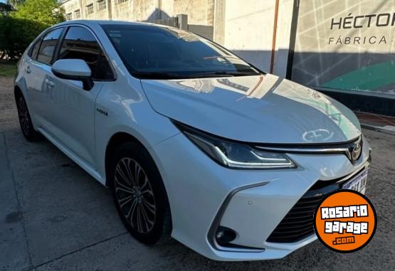 Autos - Toyota Corolla SEG hybrid 2020 Electrico / Hibrido 90000Km - En Venta