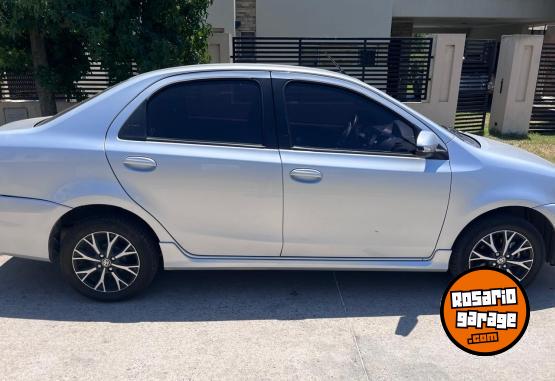 Autos - Toyota ETIOS XLS CAJA MANUAL 2019 Nafta 46000Km - En Venta