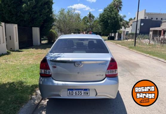 Autos - Toyota ETIOS XLS CAJA MANUAL 2019 Nafta 46000Km - En Venta