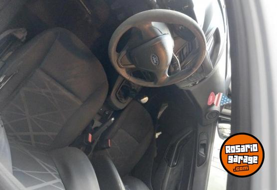 Autos - Ford Fiesta 2014 Nafta 147000Km - En Venta