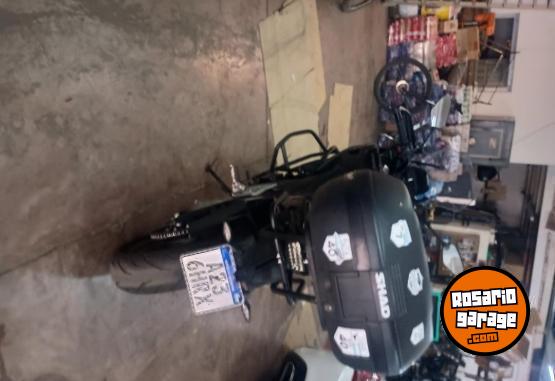 Motos - CF 700 MT 2025 Nafta 6000Km - En Venta