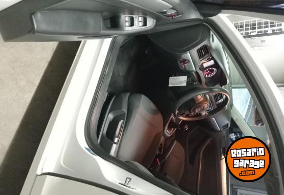 Autos - Volkswagen vento 2.0 tdi 2013 Diesel 183000Km - En Venta