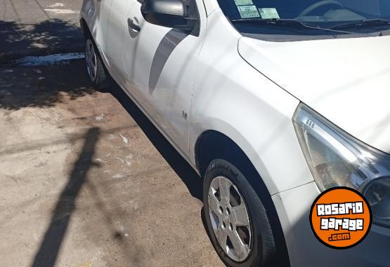 Autos - Chevrolet Agile ls 2011 GNC 264000Km - En Venta