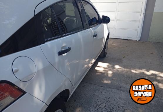 Autos - Chevrolet Agile ls 2011 GNC 264000Km - En Venta