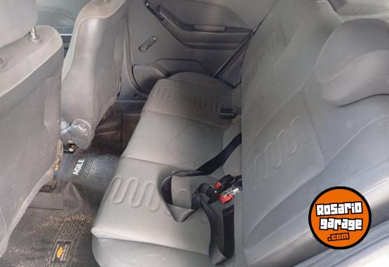 Autos - Chevrolet Agile ls 2011 GNC 274000Km - En Venta