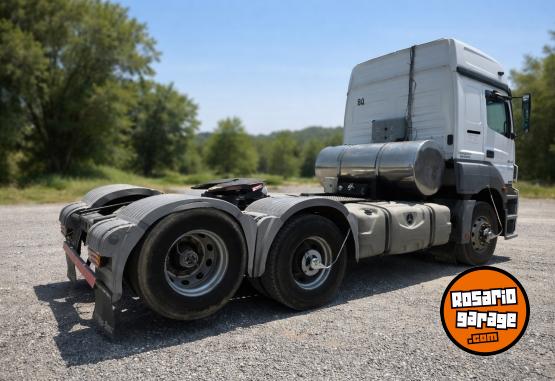 Camiones y Gr�as - MERCEDES BENZ AXOR 2040 6x2 � Tercer eje neumatico - En Venta