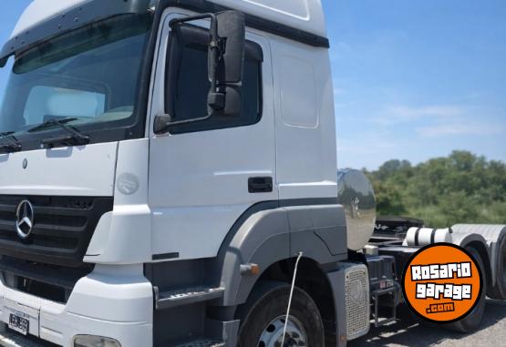 Camiones y Gr�as - MERCEDES BENZ AXOR 2040 6x2 � Tercer eje neumatico - En Venta