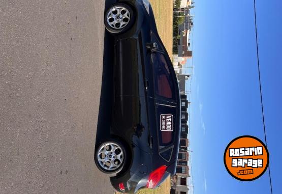 Autos - Ford Fiesta 2013 Nafta 145000Km - En Venta