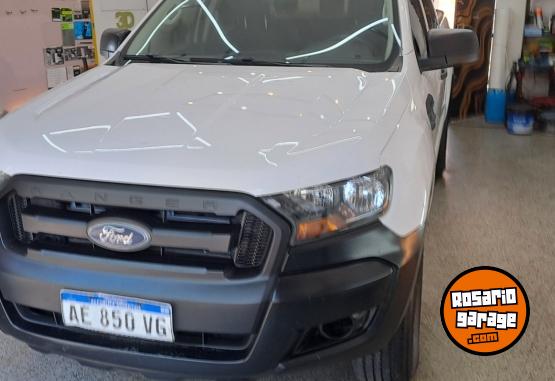 Camionetas - Ford Ranger 2021 Diesel 250000Km - En Venta