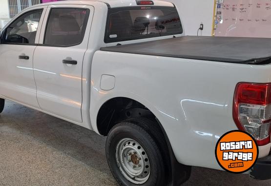 Camionetas - Ford Ranger 2021 Diesel 250000Km - En Venta