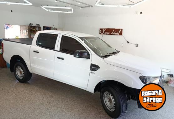 Camionetas - Ford Ranger 2021 Diesel 250000Km - En Venta
