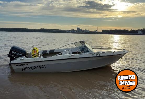 Embarcaciones - Vendo lancha Bermuda Sabre '92 Evinrude 120 HP - En Venta