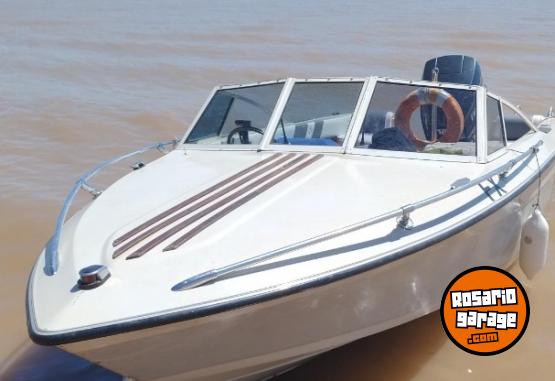 Embarcaciones - Vendo lancha Bermuda Sabre '92 Evinrude 120 HP - En Venta