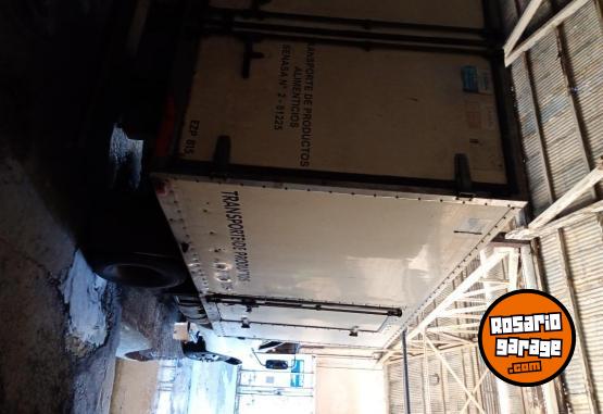 Camiones y Gr�as - Ford 4000 - En Venta