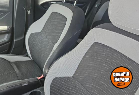 Autos - Chevrolet Prisma 2013 GNC 142000Km - En Venta