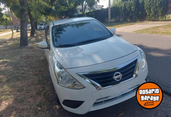 Autos - Nissan Versa Sense 2016 Nafta 128000Km - En Venta