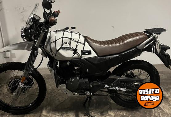 Motos - Hero Xpulse 2023 Nafta 15000Km - En Venta