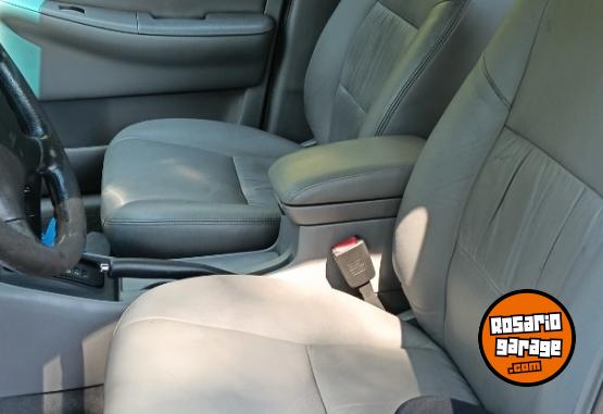 Autos - Toyota Corolla 2005 Nafta 175300Km - En Venta