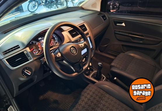 Autos - Volkswagen Suran Trendline 2016 Nafta 144700Km - En Venta