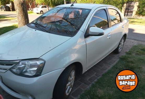 Autos - Toyota Etios xls 1.5 2017 Nafta 132000Km - En Venta
