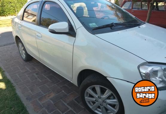 Autos - Toyota Etios xls 1.5 2017 Nafta 132000Km - En Venta