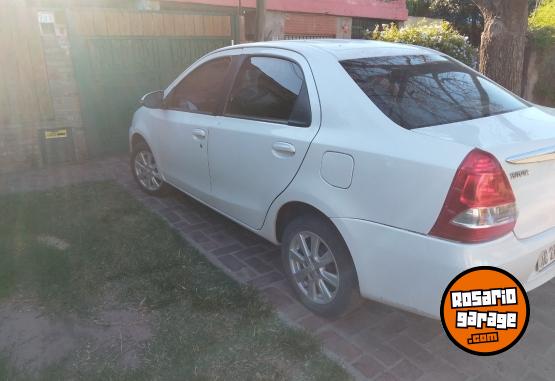 Autos - Toyota Etios xls 1.5 2017 Nafta 132000Km - En Venta