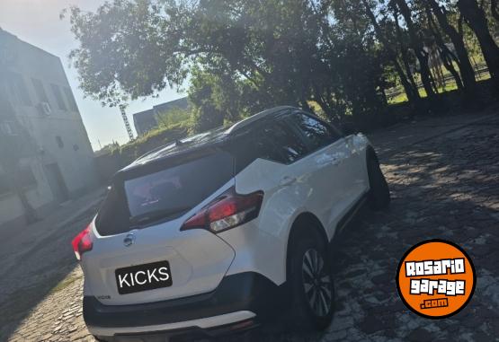 Autos - Nissan KICKS EXCLUSIVE 1.6 BT 2021 Nafta 70000Km - En Venta