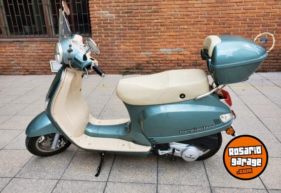 Motos - Corven Milano 2020 Nafta 12000Km - En Venta