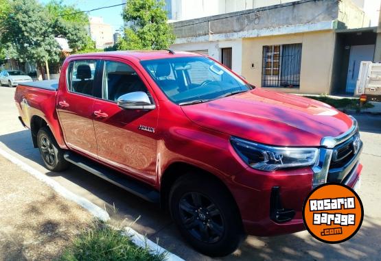 Camionetas - Toyota HILUX SRV AT 4X2 2022 Diesel 129900Km - En Venta