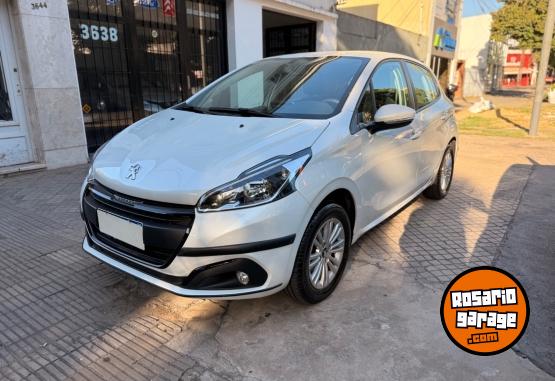 Autos - Peugeot 208 2019 Nafta 6000Km - En Venta