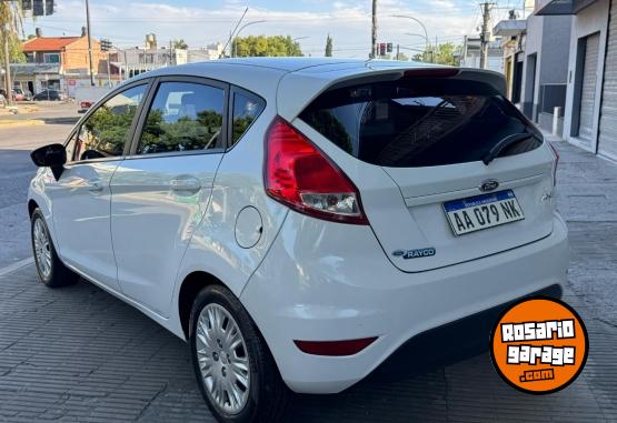 Autos - Ford Fiesta 2016 Nafta 130000Km - En Venta
