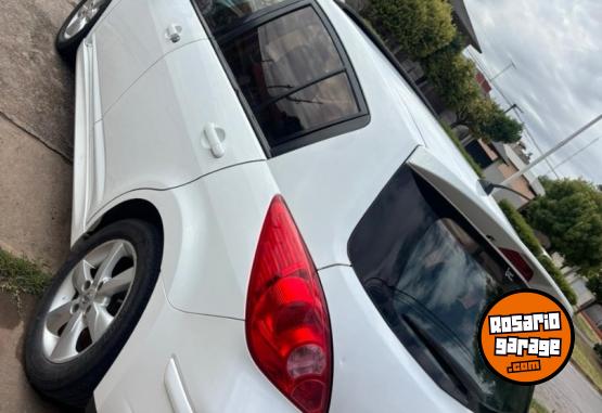 Autos - Nissan TIIDA 2014 Nafta 223000Km - En Venta