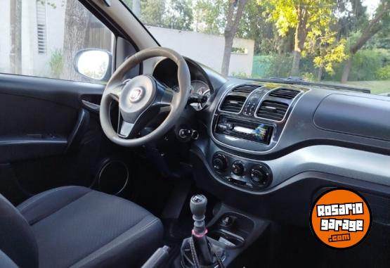 Autos - Fiat GRAND SIENA 2013 Nafta 214000Km - En Venta