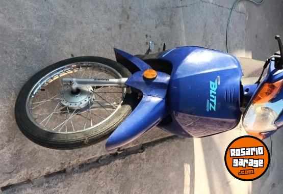 Motos - Motomel blitz 2024 Nafta 13000Km - En Venta