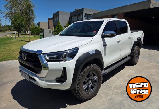 Camionetas - Toyota Hilux 2022 Diesel 97500Km - En Venta