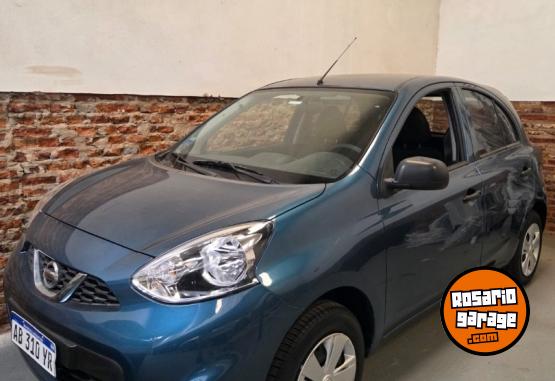 Autos - Nissan March 2017 Nafta 71000Km - En Venta