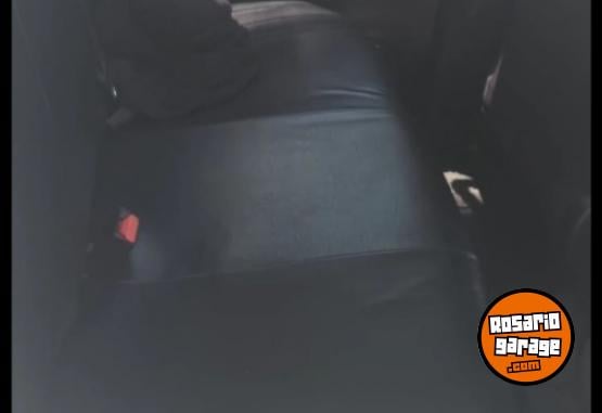 Camionetas - Toyota Hilux 4x2 D/C 2018 Diesel 128000Km - En Venta