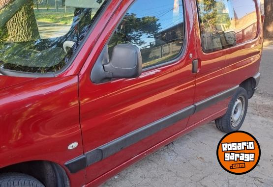 Utilitarios - Peugeot Partner Confort 2013 GNC 124000Km - En Venta