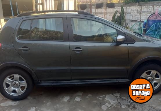 Autos - Volkswagen Crossfox 2014 GNC 143000Km - En Venta