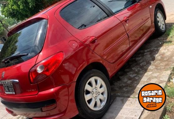 Autos - Peugeot 207 2010 Diesel 190000Km - En Venta