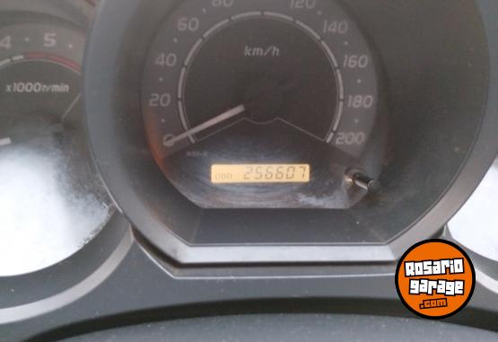 Camionetas - Toyota Hilux 4x2 cab. Simple 2011 Diesel 256000Km - En Venta