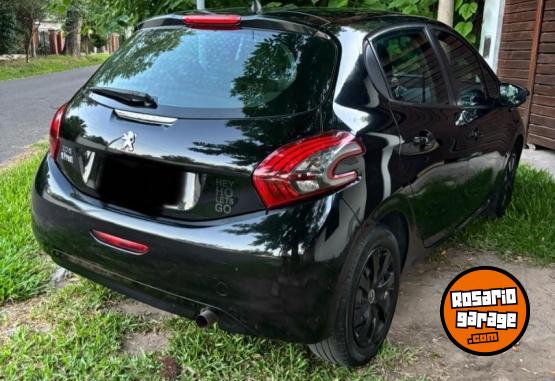 Autos - Peugeot Peugeot 208 2016 Nafta 75000Km - En Venta