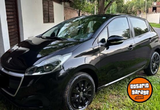 Autos - Peugeot Peugeot 208 2016 Nafta 75000Km - En Venta