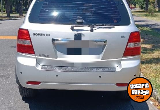 Camionetas - Kia Sorento 2.5 CRDI 4x4 2008 Diesel 191000Km - En Venta