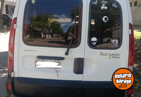 Utilitarios - Renault Kangoo 2014 GNC 180000Km - En Venta